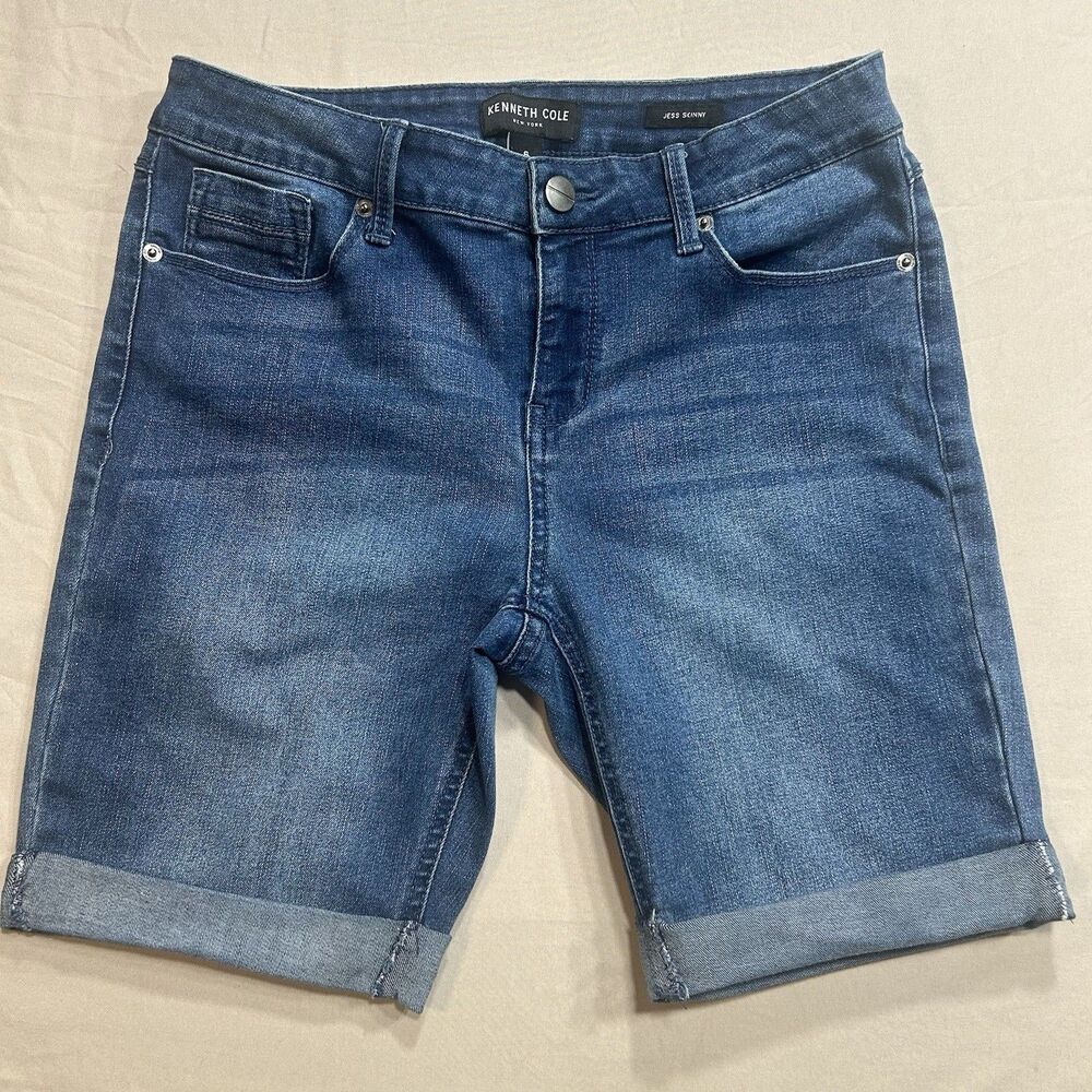 Kenneth Cole New York Jess Skinny Bermuda Shorts Size 6 (28) Stretch Denim